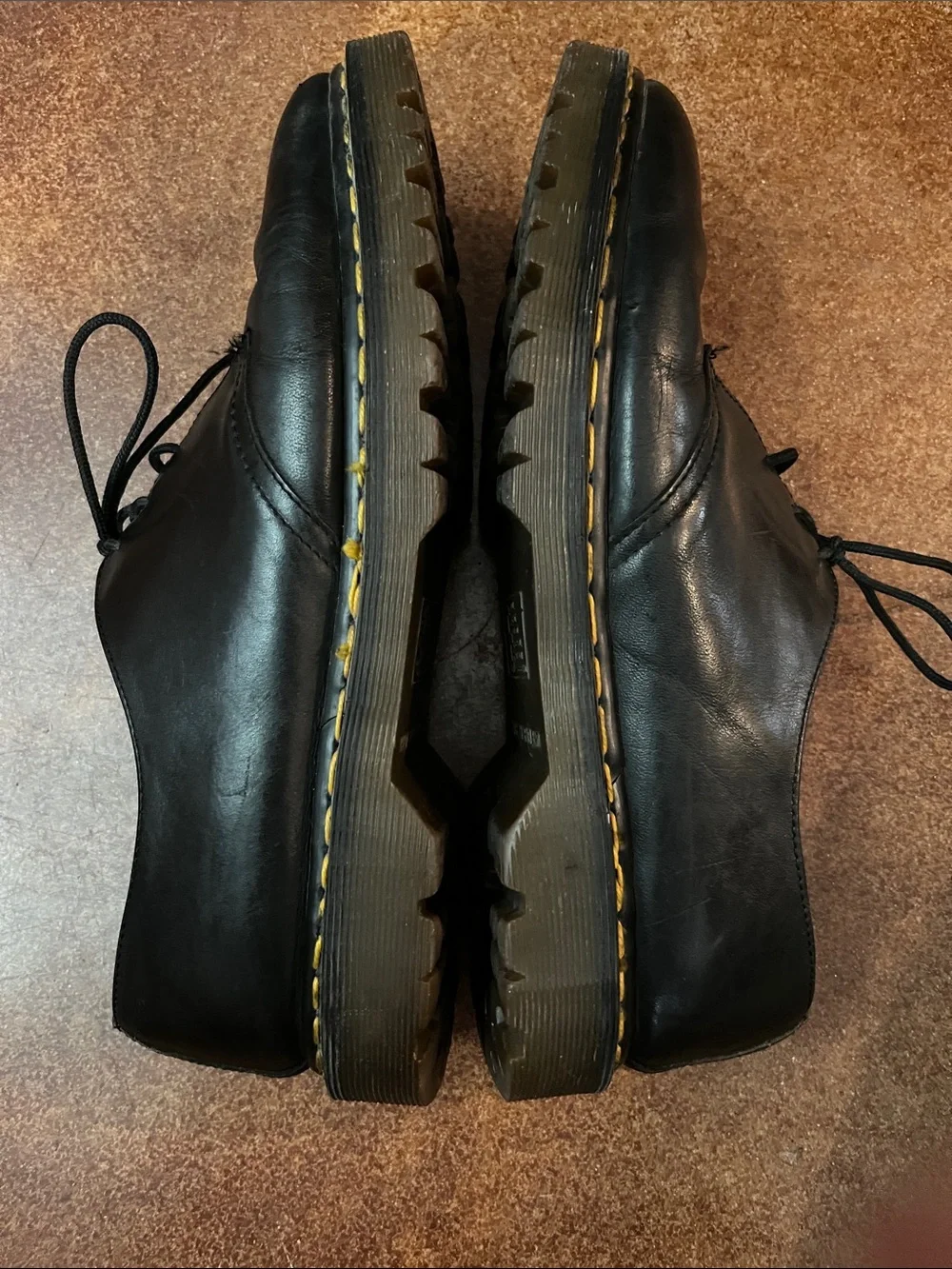 Dr. Martens classic black